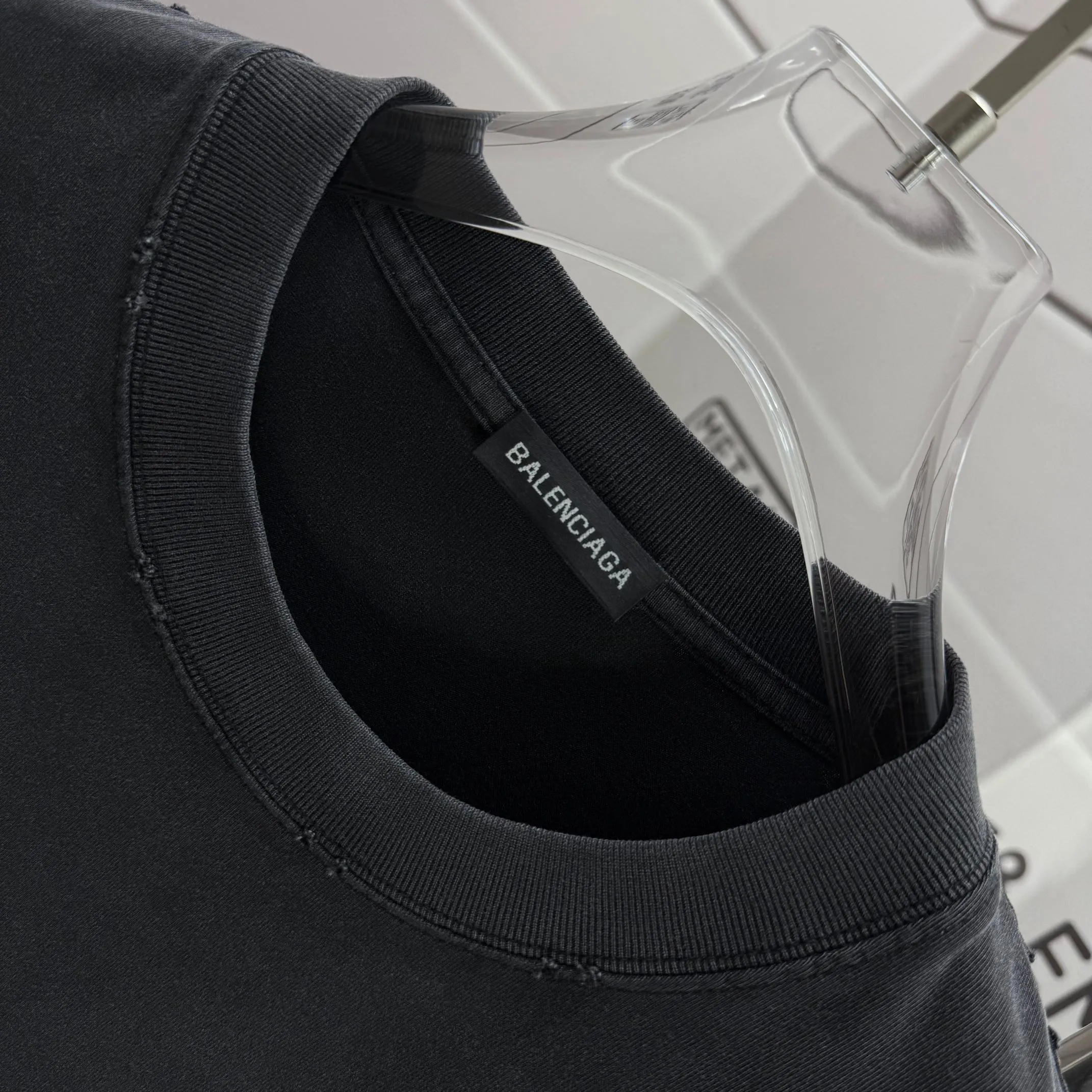 # * Balenciag*2026 New Arrival 320 tee Same Style : Size :S M L XL XXL Size： S （90-130 ） M （120-150 ） L （140-165 ） XL （160-180 ） XXL （180-210 ）